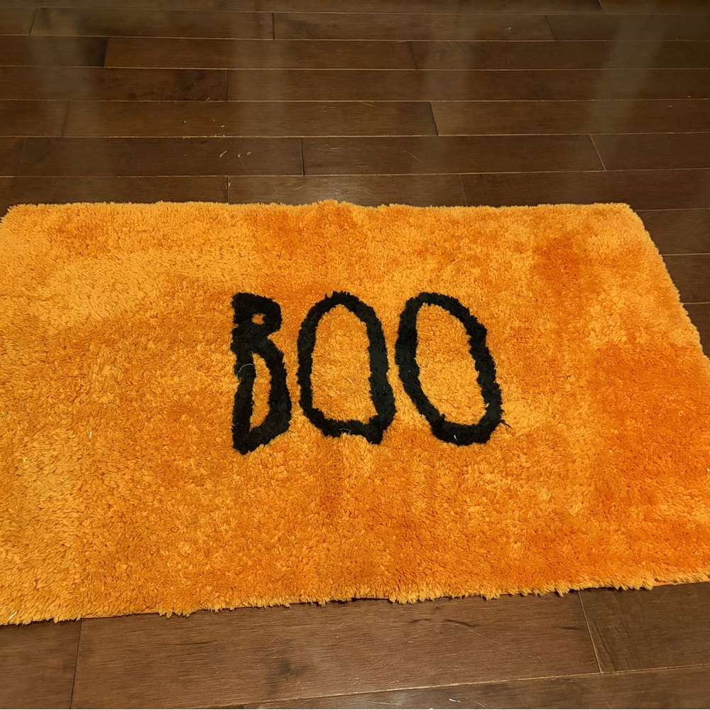 Rae Dunn Orange 'Boo' Bath Mat